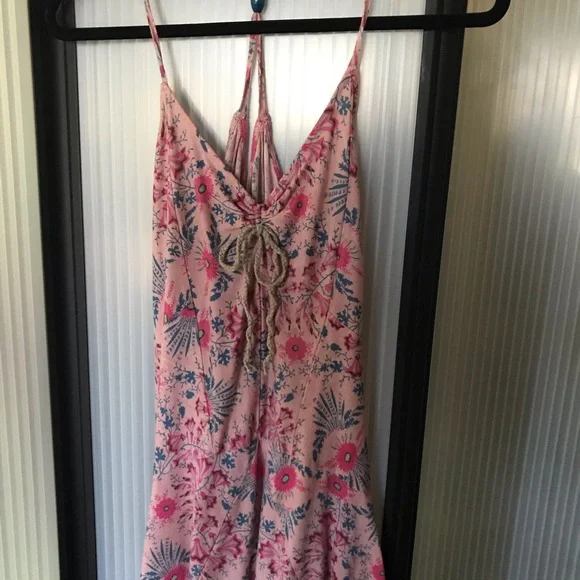 Free People summer mini dress. Ruched chest w/tie - Picture 2 of 7